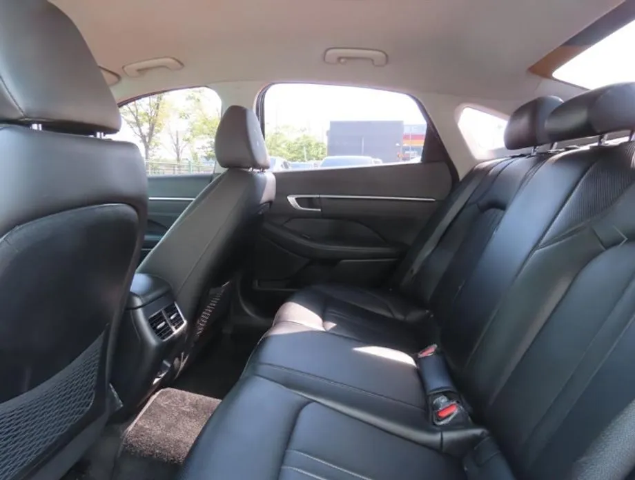 Hyundai Sonata 2022 из KR, фото 8