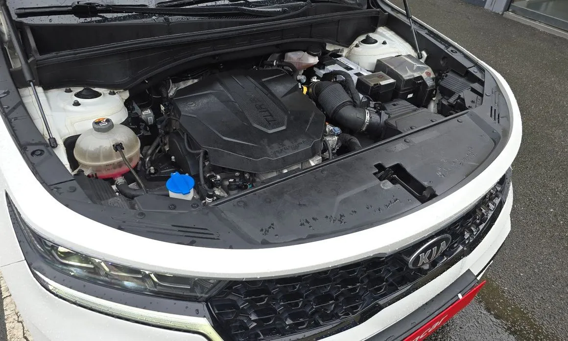 Kia Sorento — фото 6