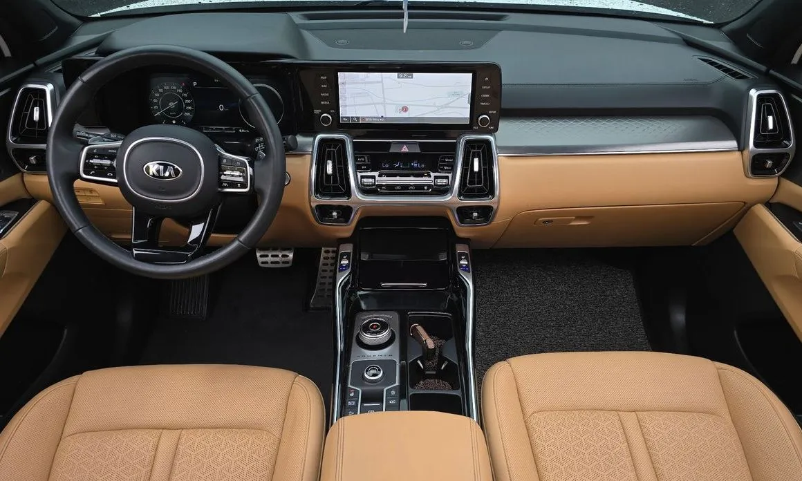 Kia Sorento — фото 5