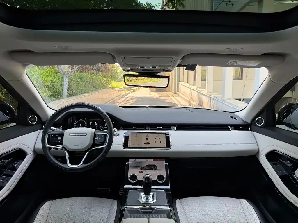 Land Rover Evoque — фото 6