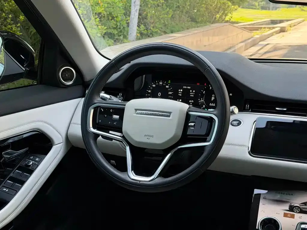 Land Rover Evoque — фото 4