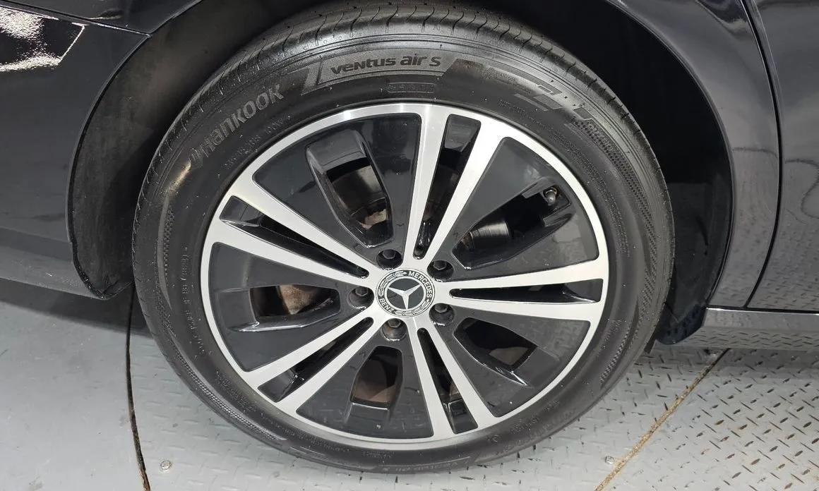 Mercedes-Benz E-Class 2021 из KR, фото 5