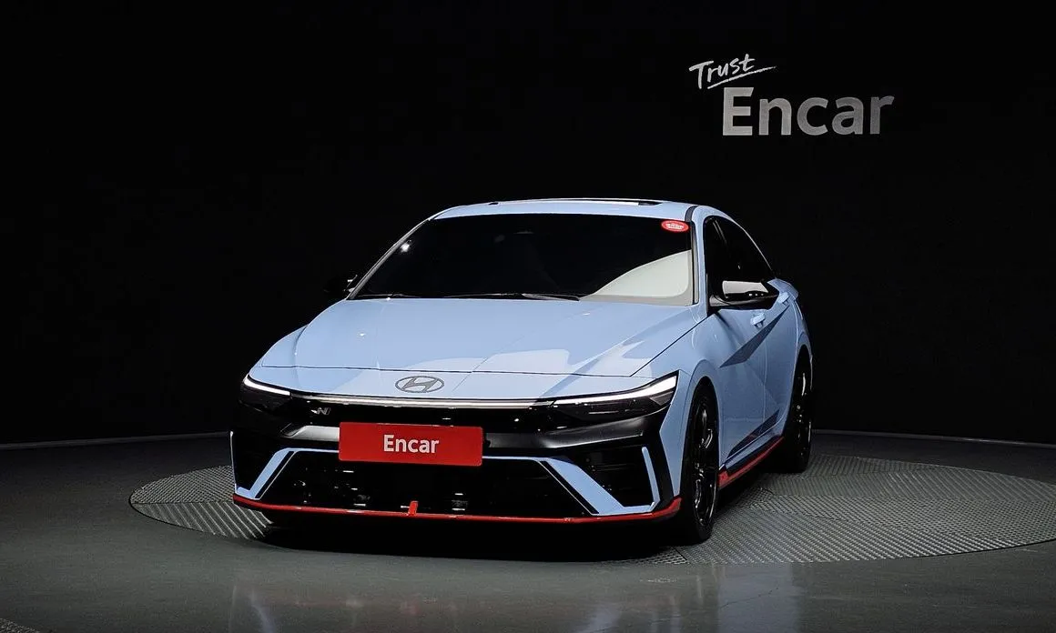 Hyundai AVANTE — фото 3