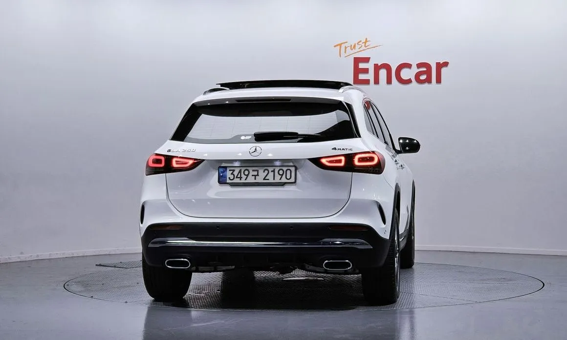 Mercedes-Benz GLA-Class — фото 6