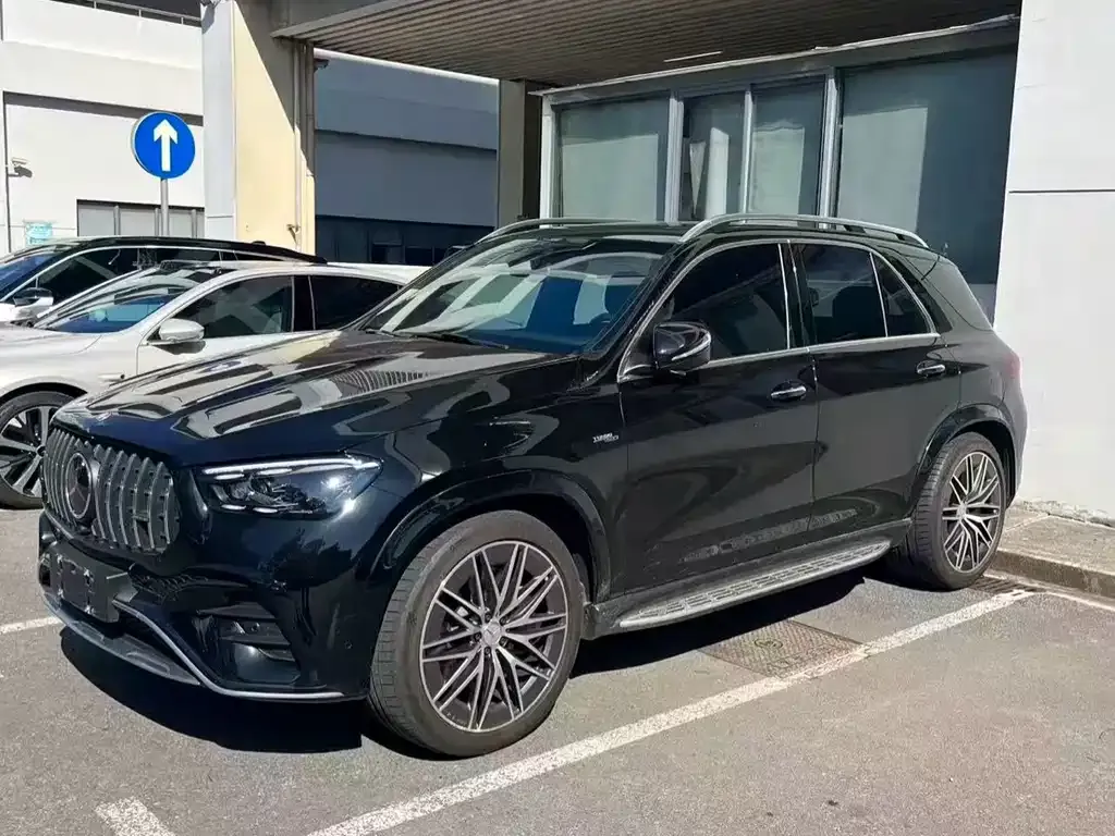 Mercedes-Benz GLE AMG — фото 1
