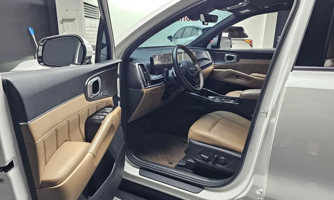 Kia Sorento — фото 9