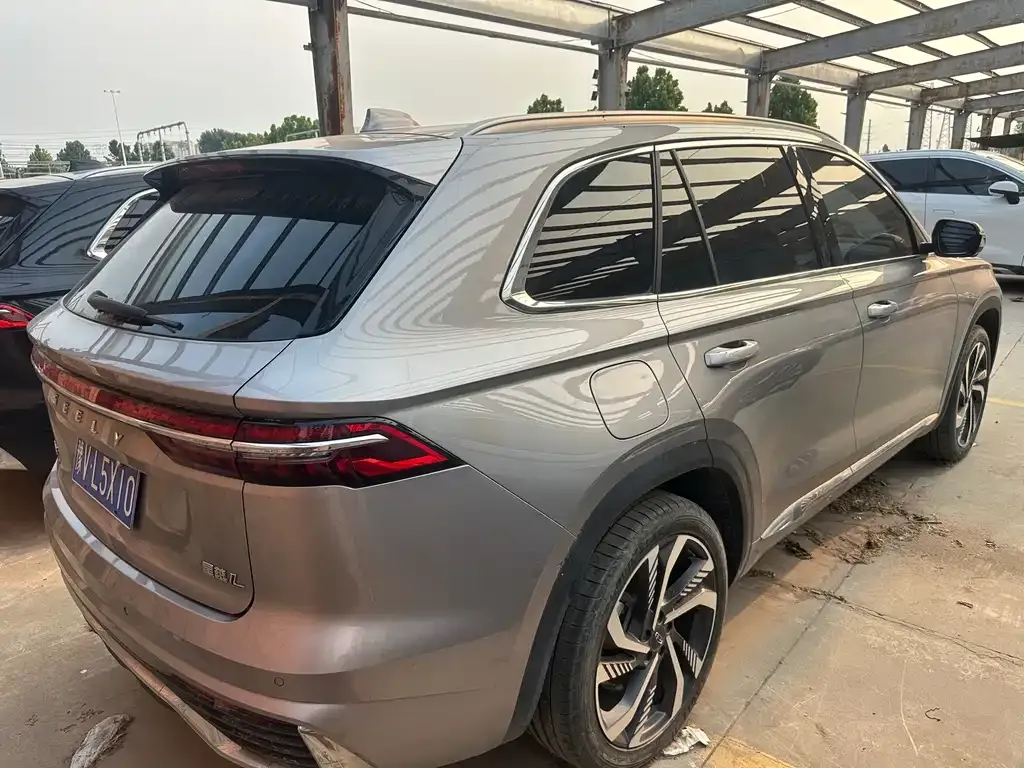 Geely Xingyue L — фото 9