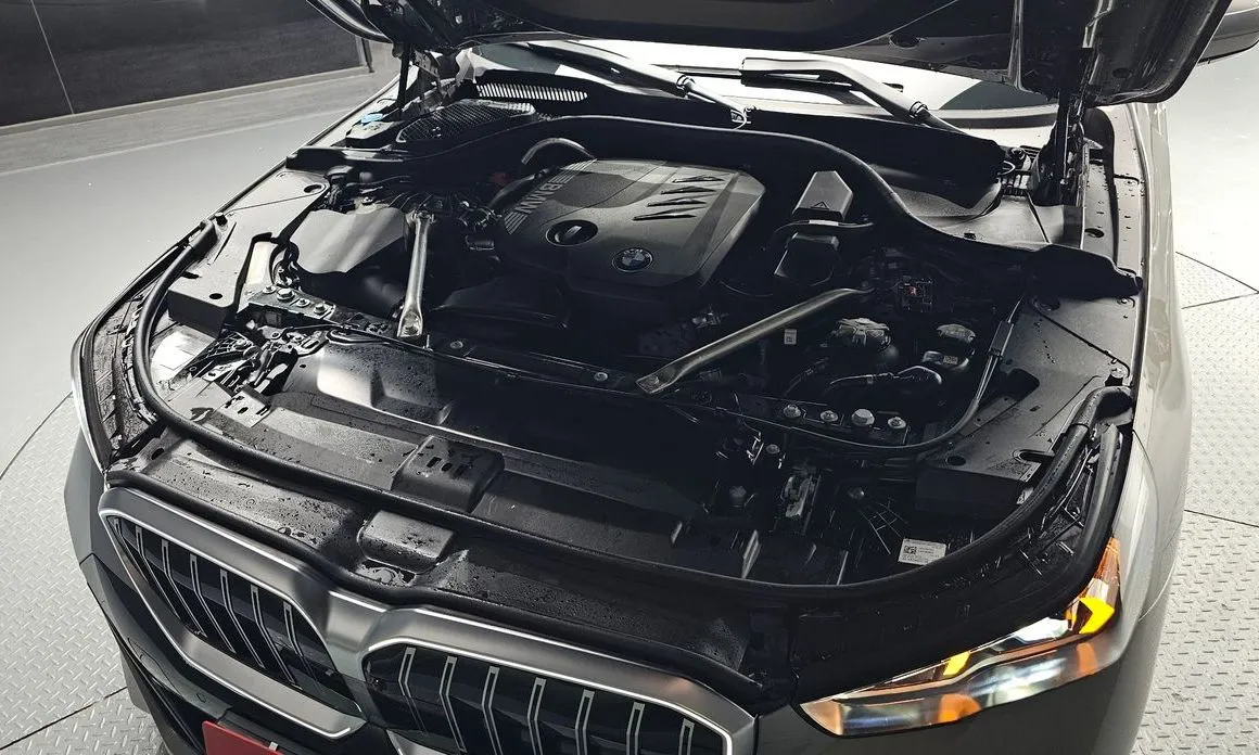 BMW 5-Series 2026 из KR, фото 7