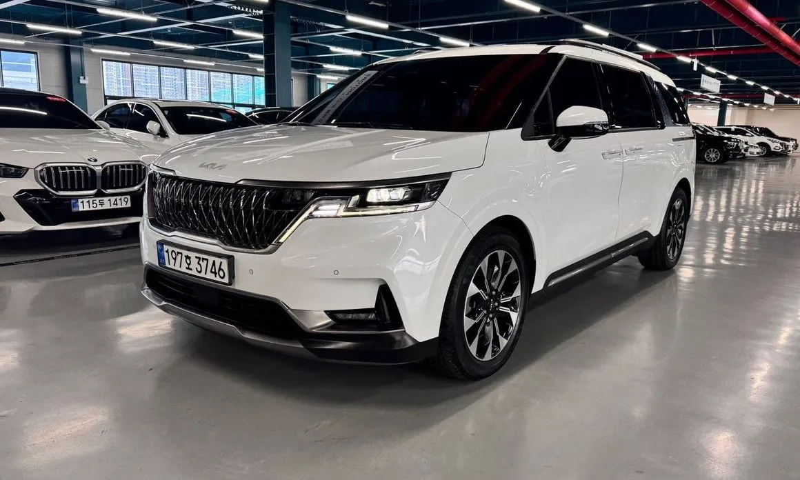 Kia Carnival 2023 из KR, фото 7