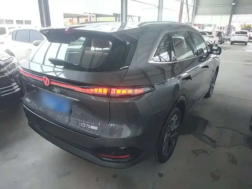 Changan CS75PLUS — фото 4