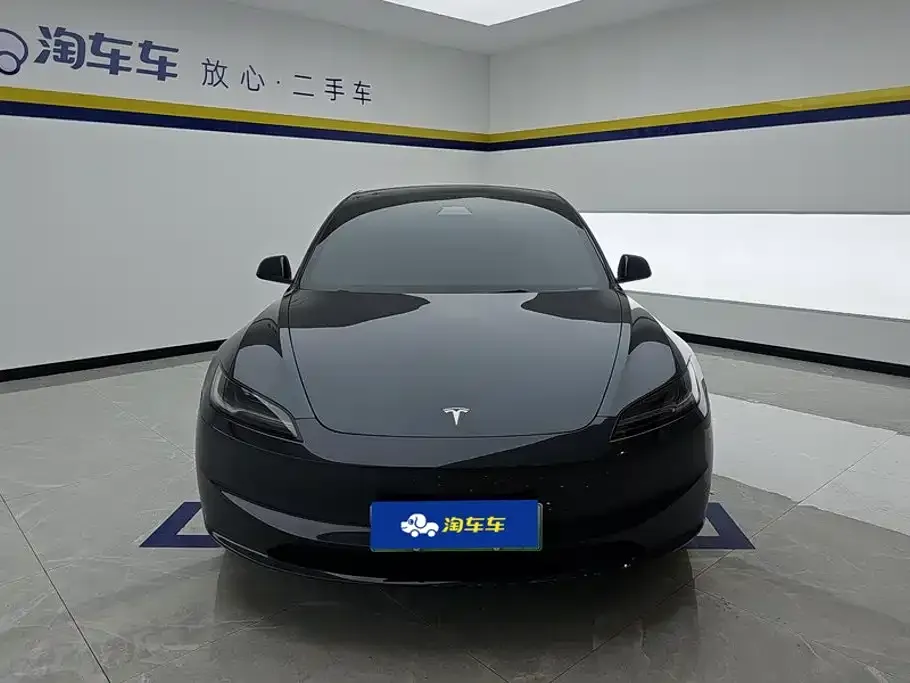 Tesla Model 3 — фото 4