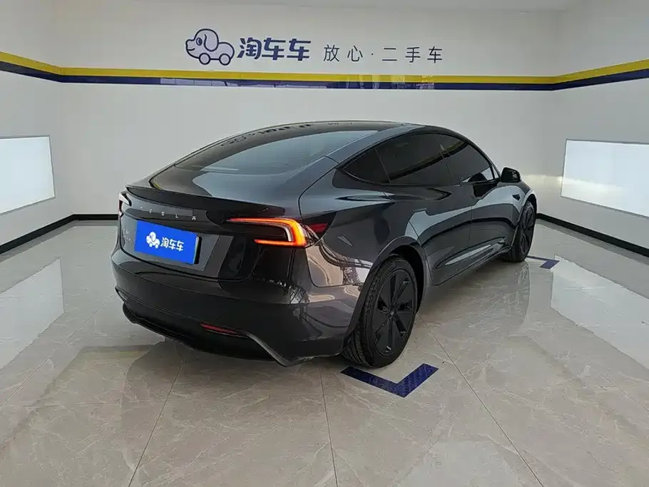 Tesla Model 3 — фото 2
