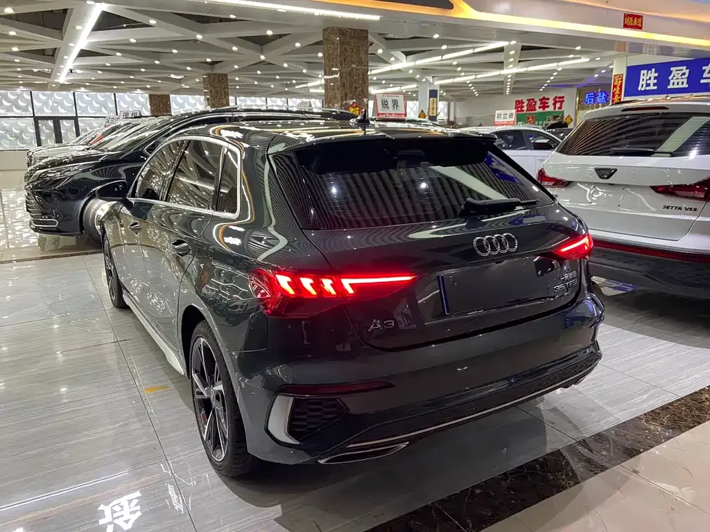 Audi A3 — фото 9