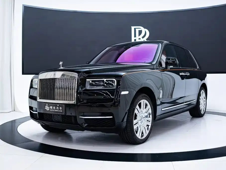 Rolls-Royce Cullinan — фото 1