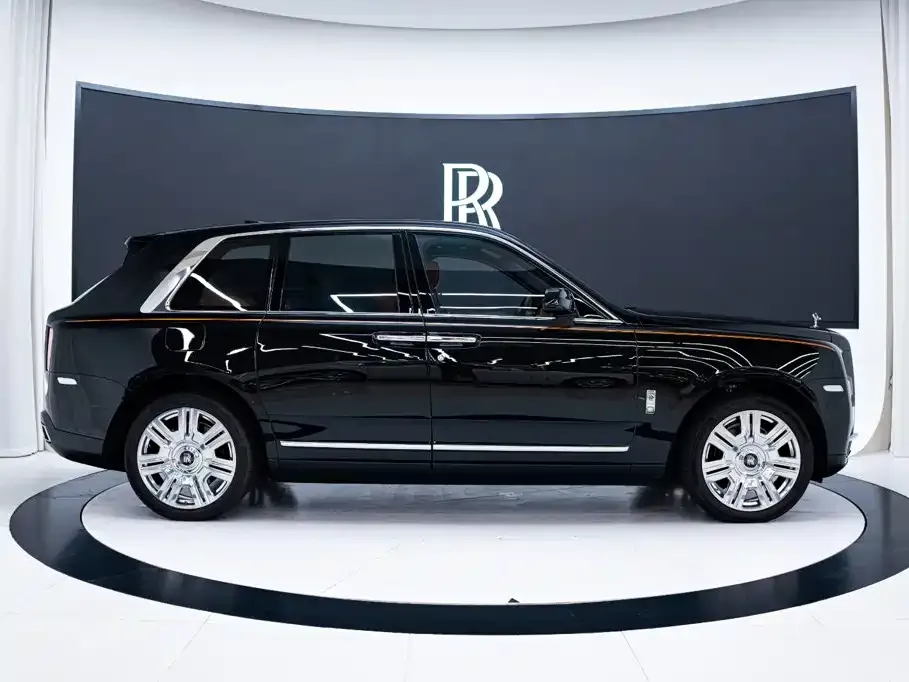 Rolls-Royce Cullinan — фото 7