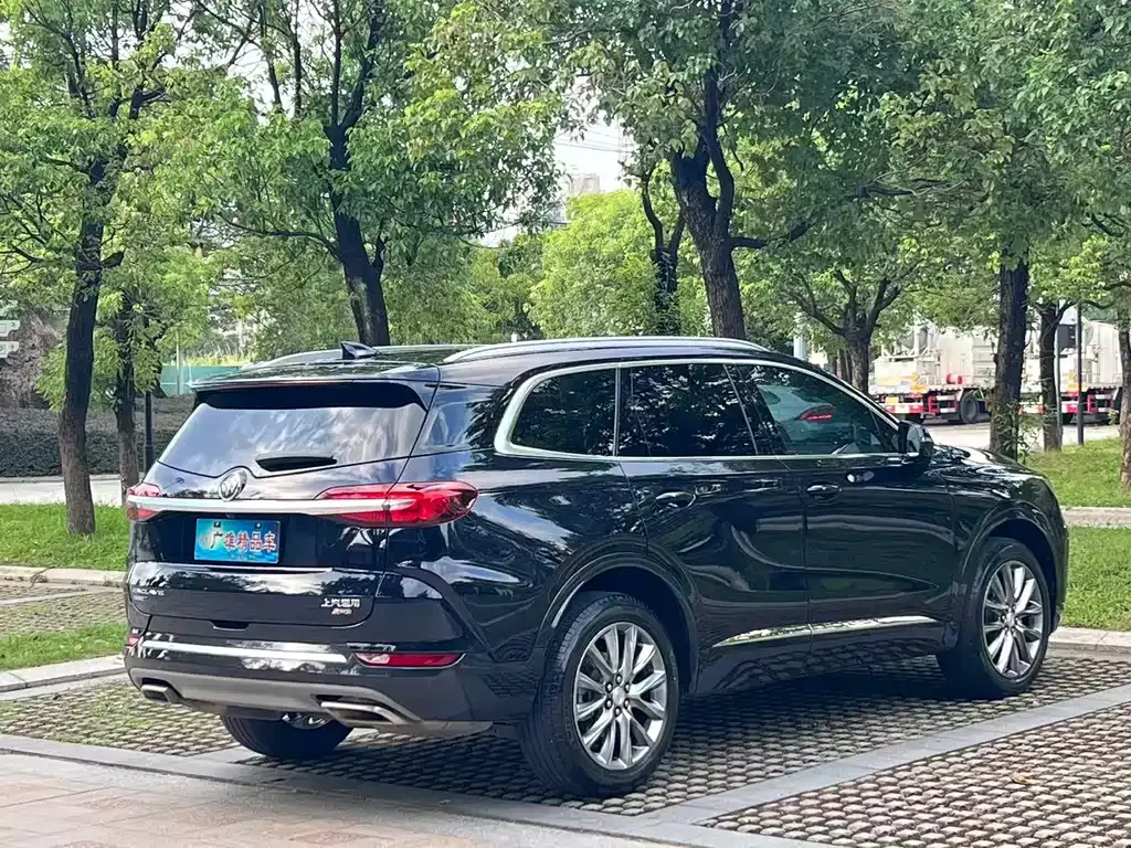 Buick Enclave — фото 7