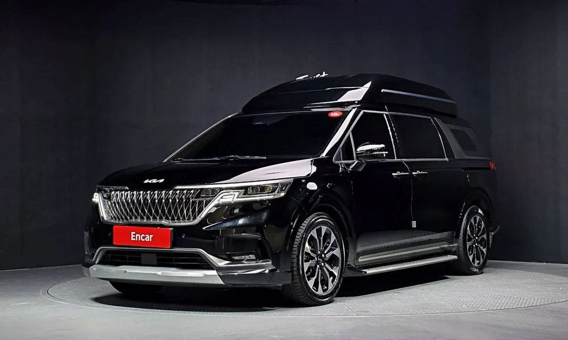 Kia Carnival — фото 1