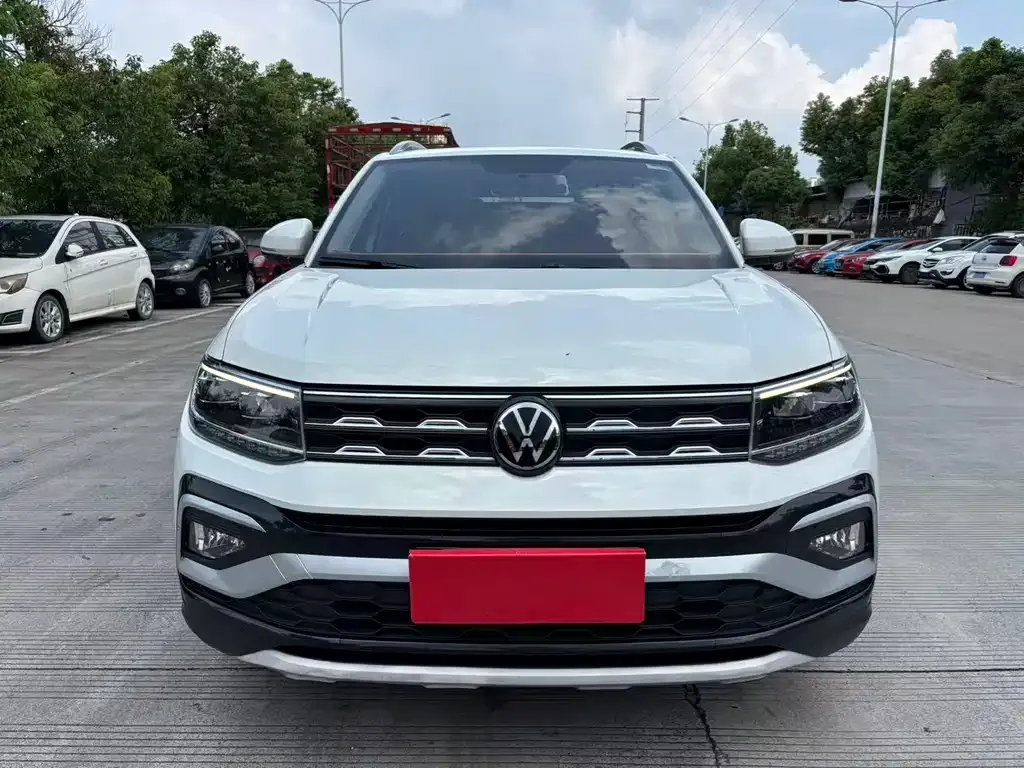 Volkswagen T-Cross — фото 9