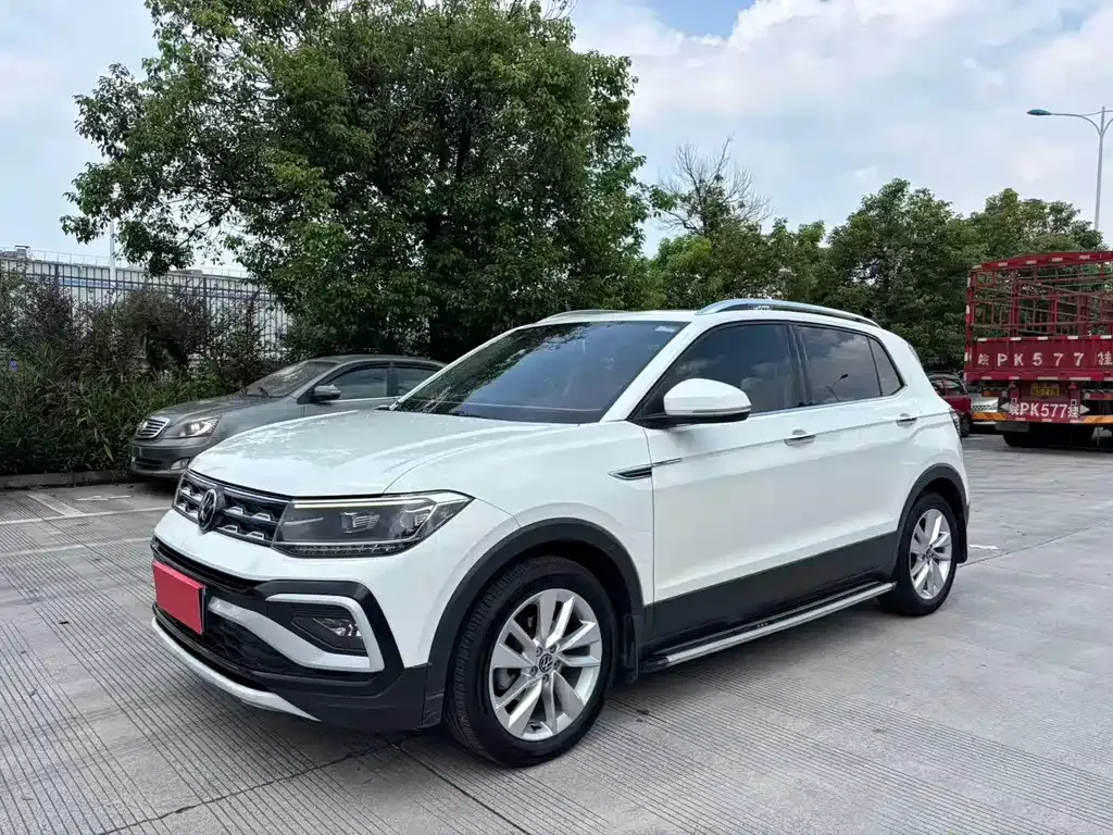 Volkswagen T-Cross — фото 10