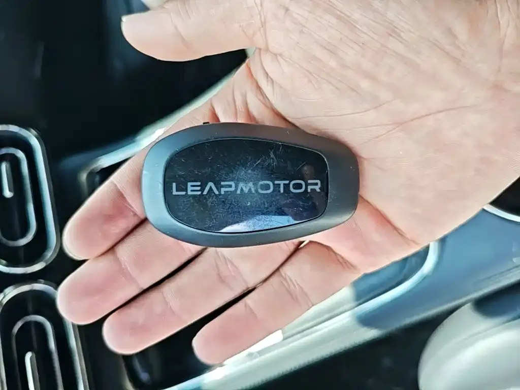 Leapmotor C11 — фото 3