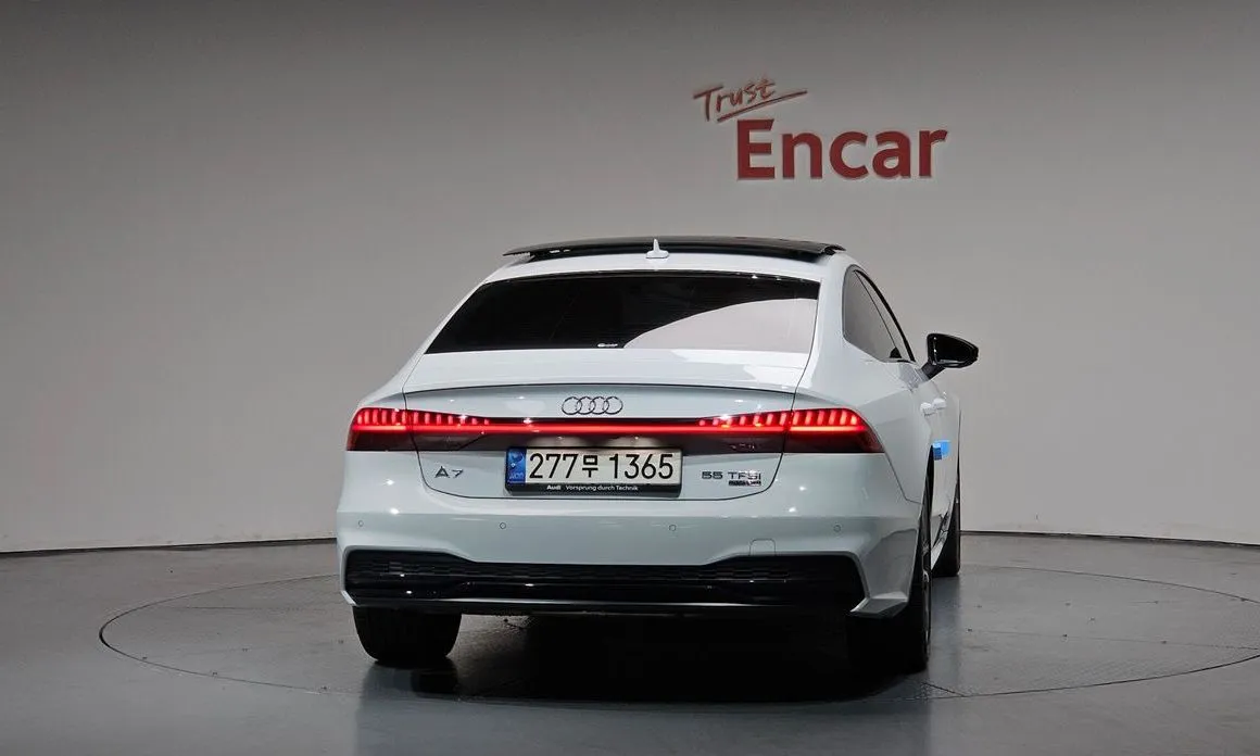 Audi A7 — фото 7
