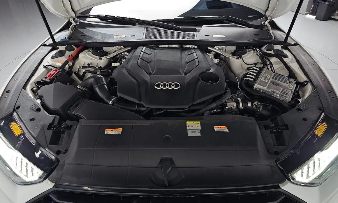 Audi A7 — фото 8