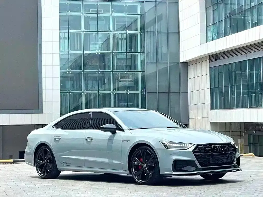 Audi A7L — фото 2