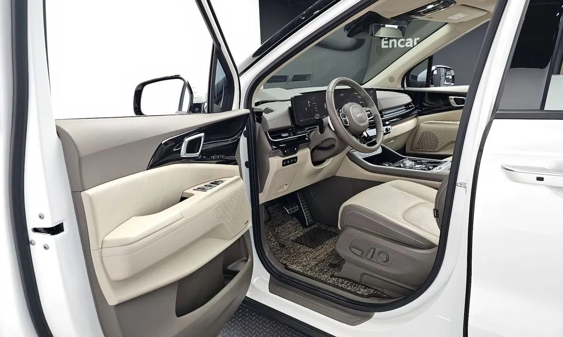 Kia Carnival — фото 5