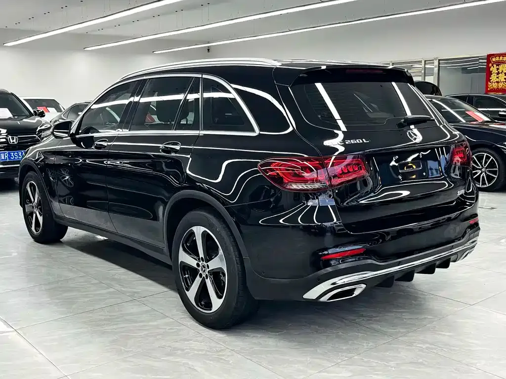 Mercedes-Benz GLC — фото 6