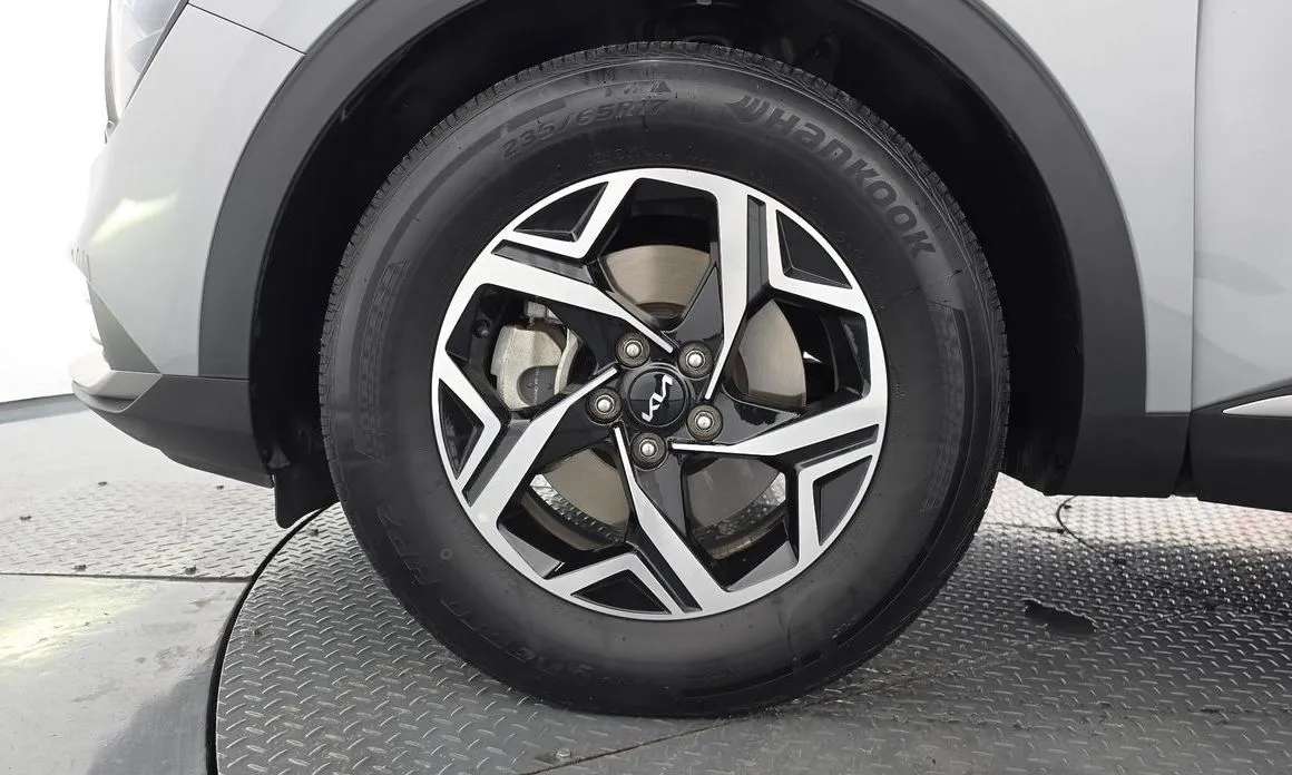 Kia Sportage — фото 10