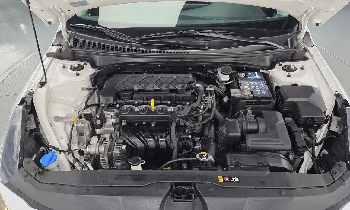Hyundai AVANTE 2021 из KR, фото 9