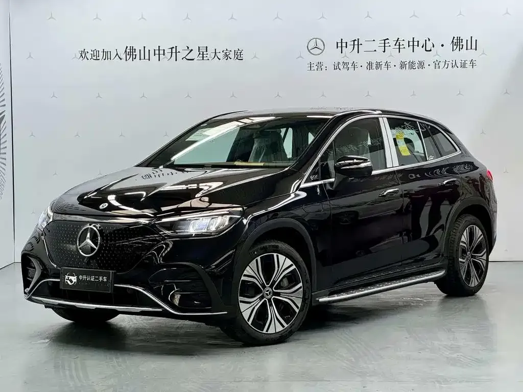Mercedes-Benz EQE SUV — фото 1