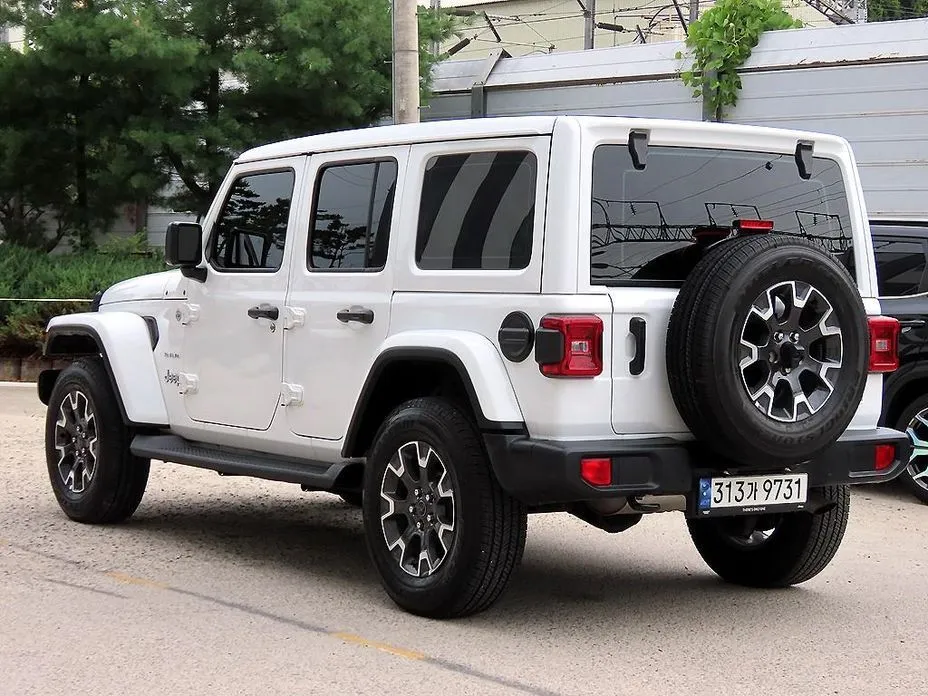 Jeep Wrangler 2024 из KR, фото 5