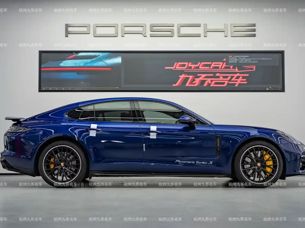 Porsche Panamera — фото 10