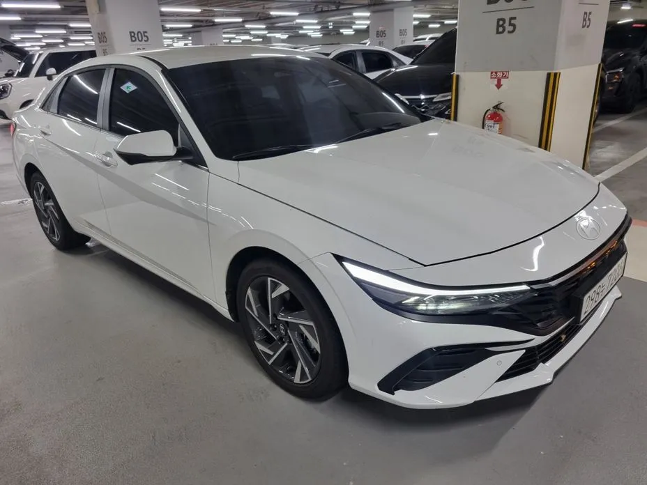 Hyundai AVANTE — фото 9