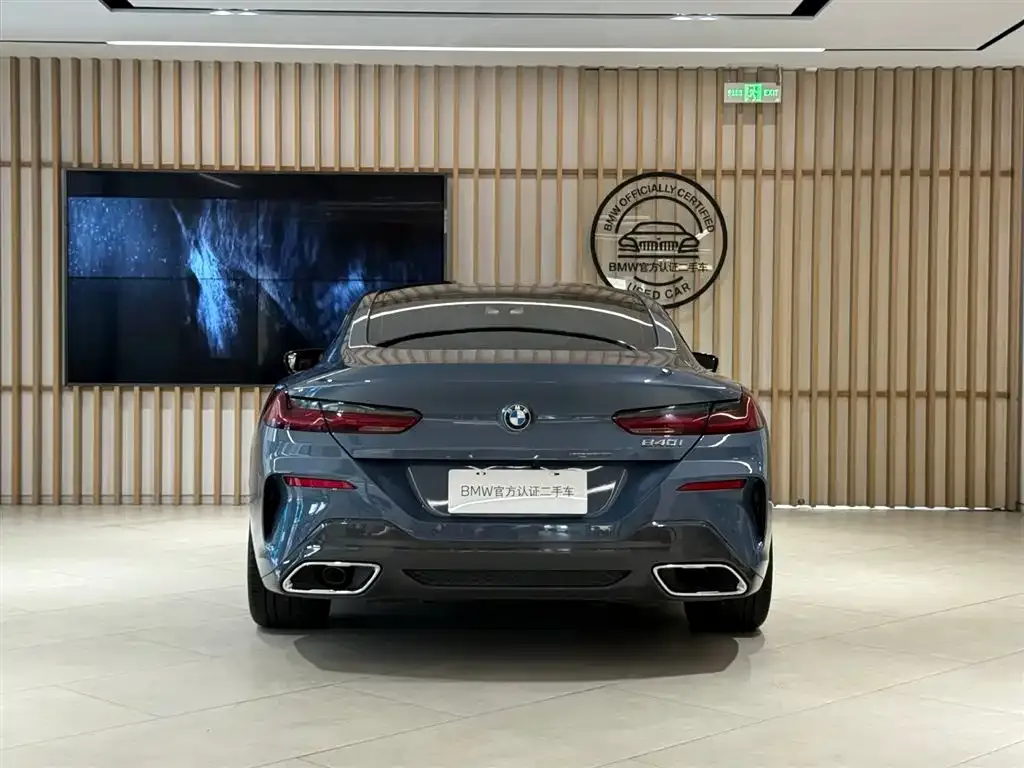 BMW 8 Series — фото 4