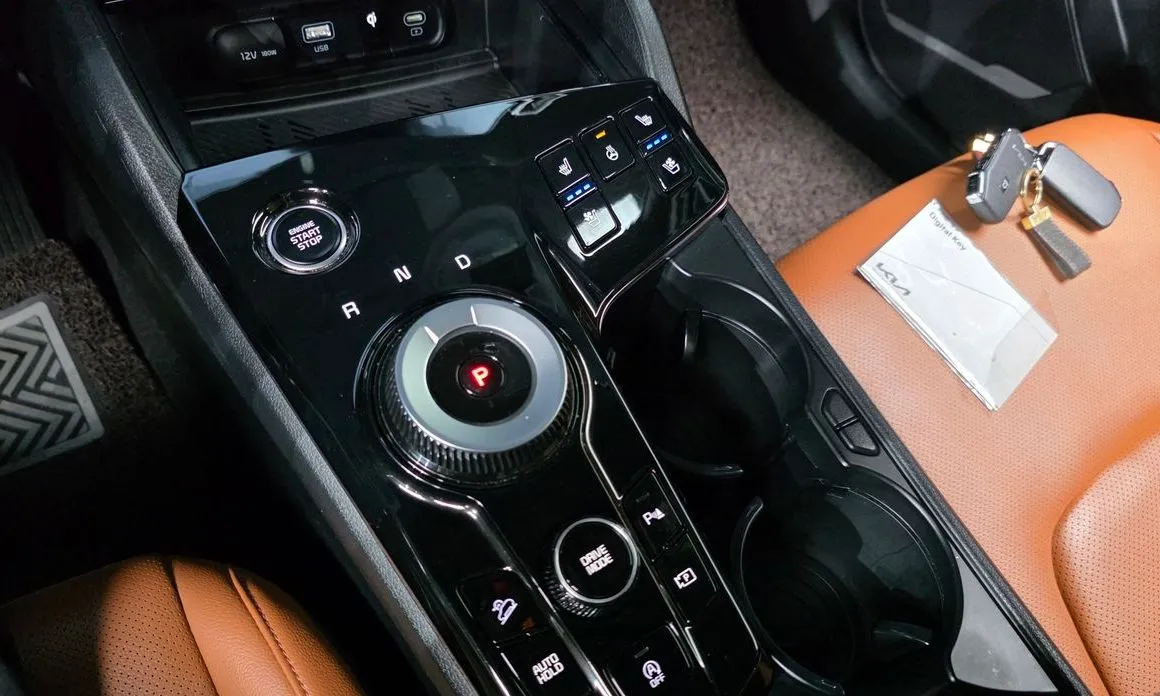Kia Sportage — фото 9