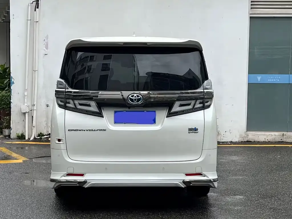 Toyota Vellfire 2022 из CN, фото 4