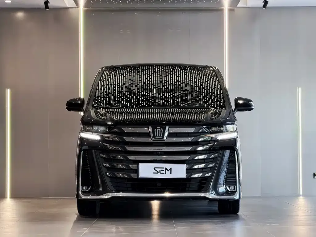Toyota Vellfire — фото 8