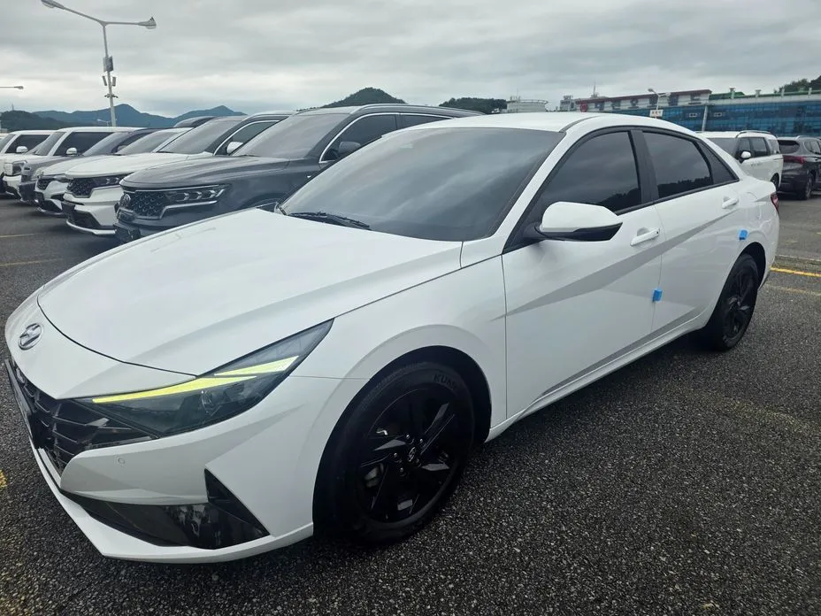 Hyundai AVANTE — фото 4