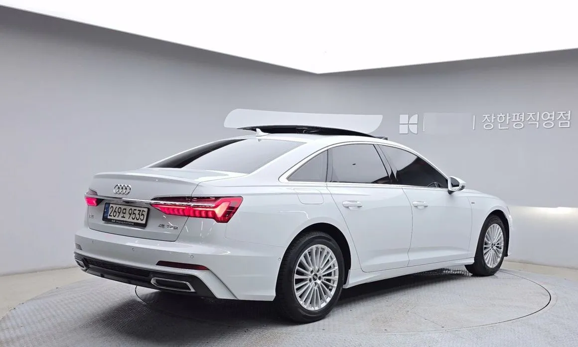 Audi A6 — фото 8