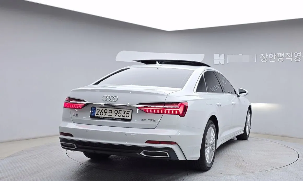 Audi A6 — фото 6