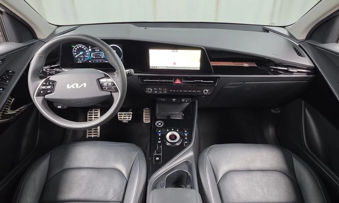 Kia Niro — фото 9