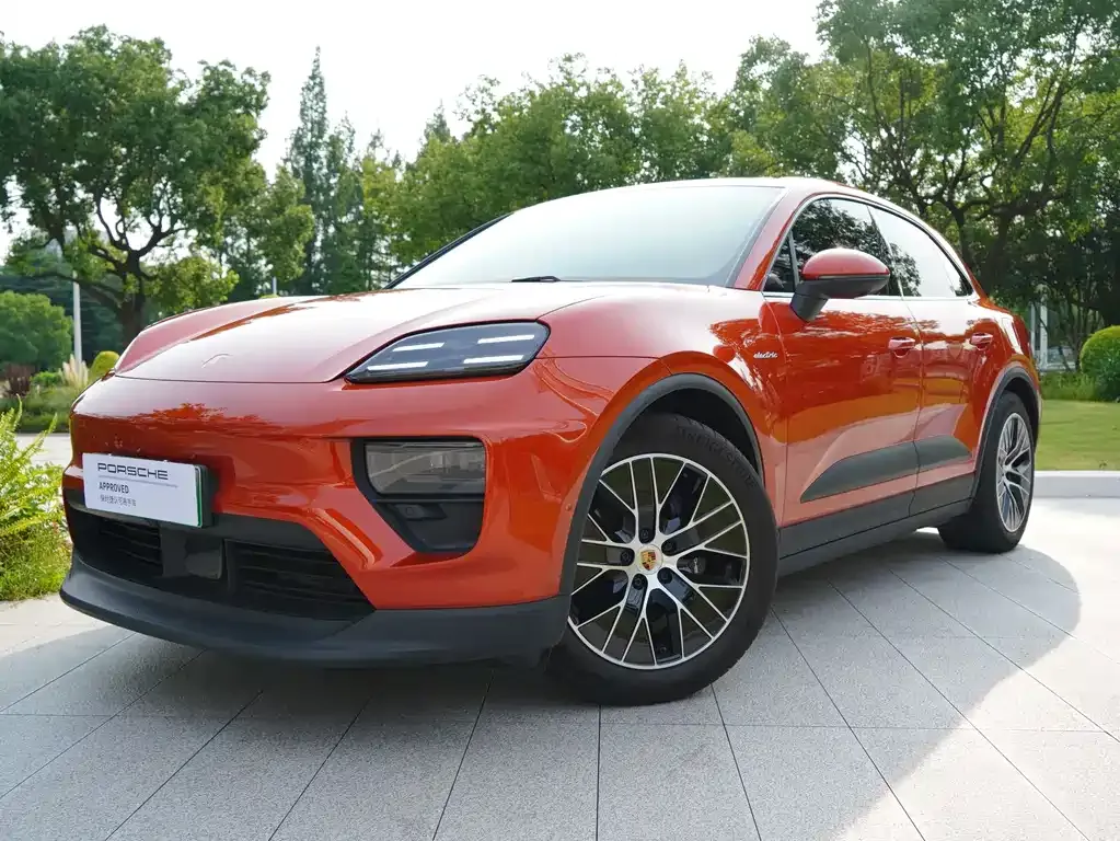 Porsche Macan EV — фото 1