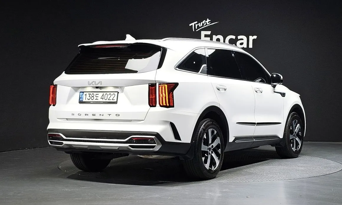 Kia Sorento — фото 4