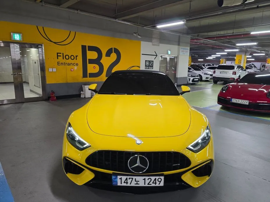 Mercedes-Benz SL-Class 2023 из KR, фото 10
