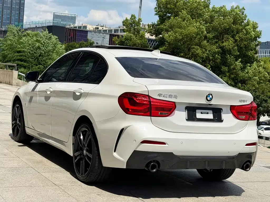 BMW 1 Series — фото 10