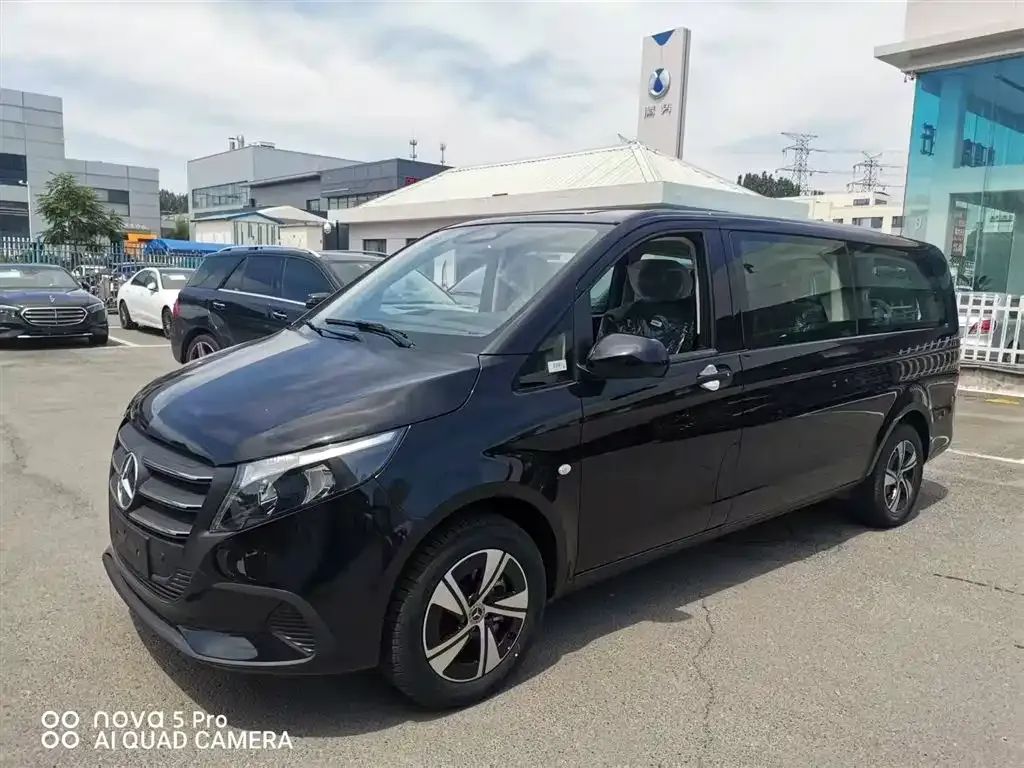 Mercedes-Benz Vito — фото 1