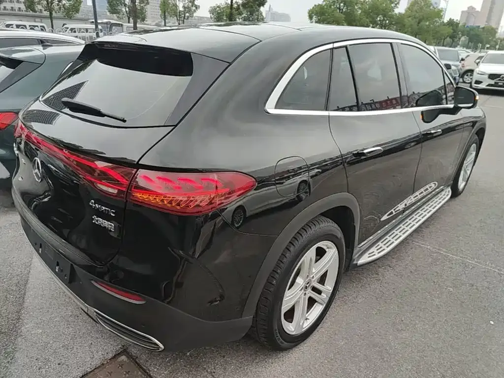 Mercedes-Benz EQE SUV 2025 из CN, фото 3