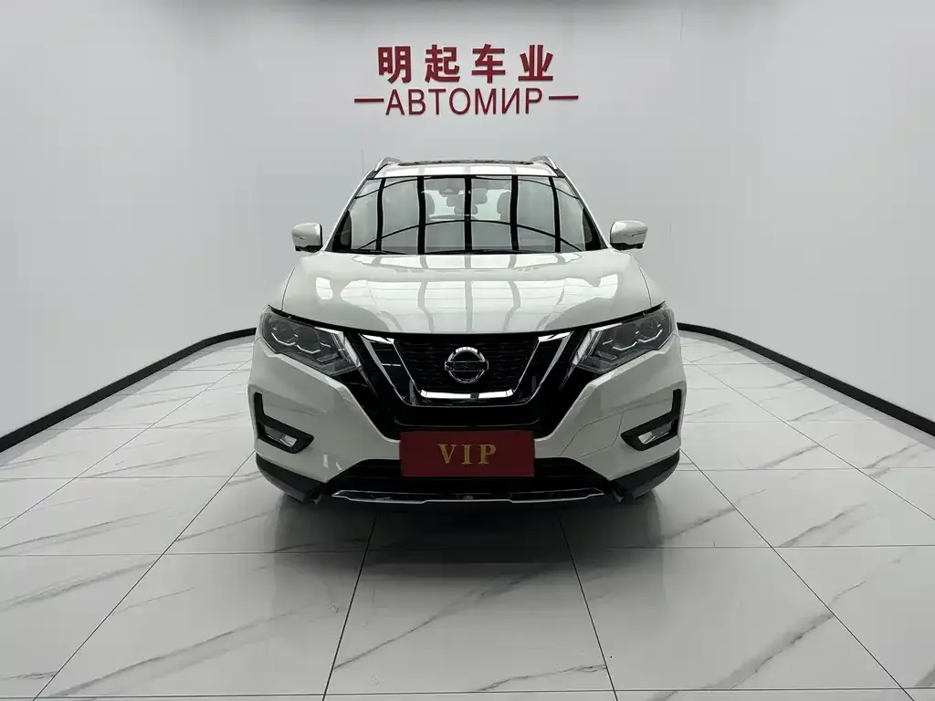 Nissan X-Trail — фото 7